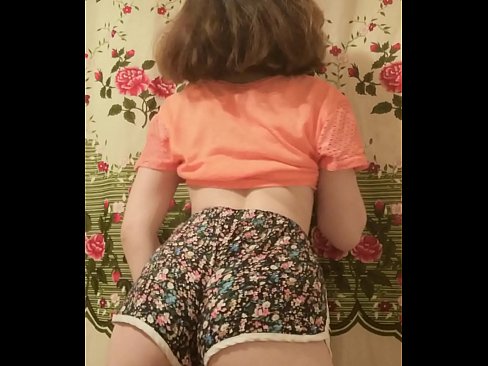 ❤️ Sexet ung babe laver en striptease ved at filme sine shorts på kamera ️ Hjemmelavet porno at da.justindianpornx.ru ️❤